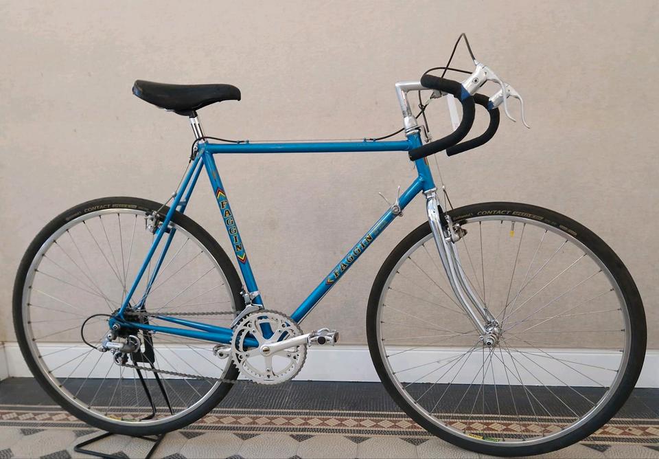 Faggin Cyclocross Vintage-Rad in Blau mit verchromter Gabel, Stahlrahmen aus Italien, Seitenansicht