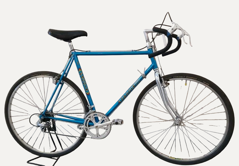 Faggin Cyclocross Vintage-Rad in Blau mit verchromter Gabel, Seitenansicht freigestellt